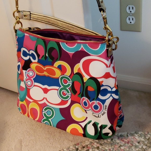 New without tags coach bag. RARE - Picture 2 of 8